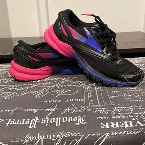 Brooks (pre loved) Women’s Launch 4